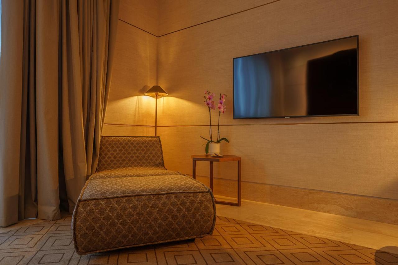 Shirvan Hotel City Yard Cidde Dış mekan fotoğraf A room at the hotel