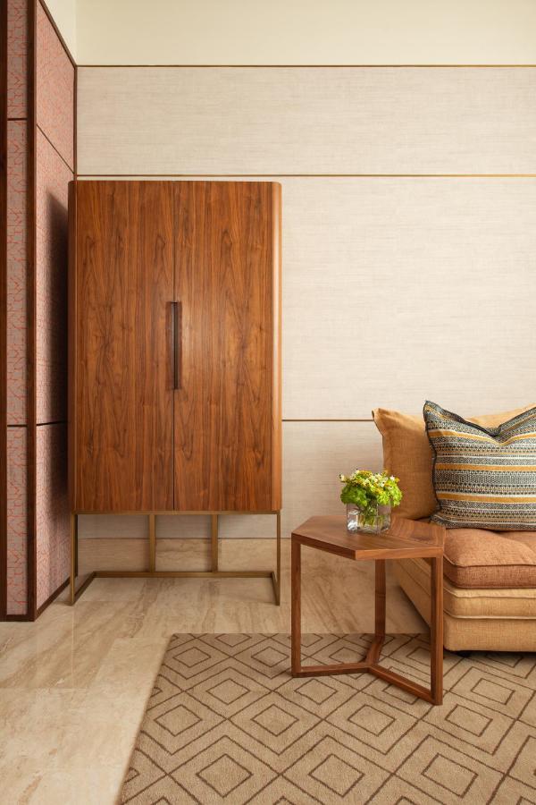 Shirvan Hotel City Yard Cidde Dış mekan fotoğraf A room at the Mandarin Oriental