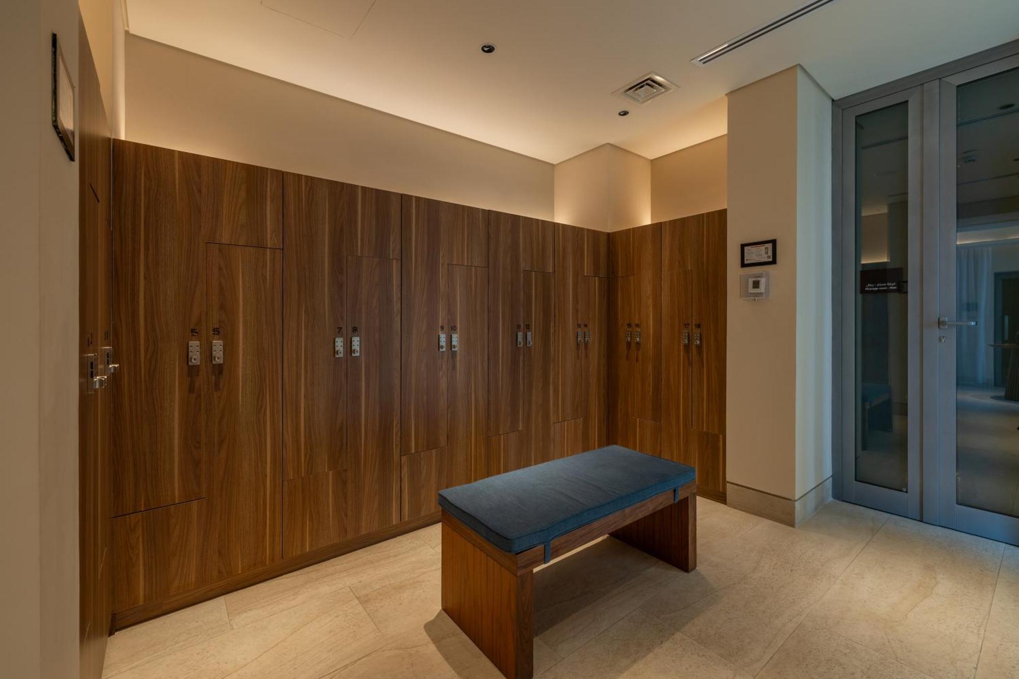 Shirvan Hotel City Yard Cidde Dış mekan fotoğraf Locker room